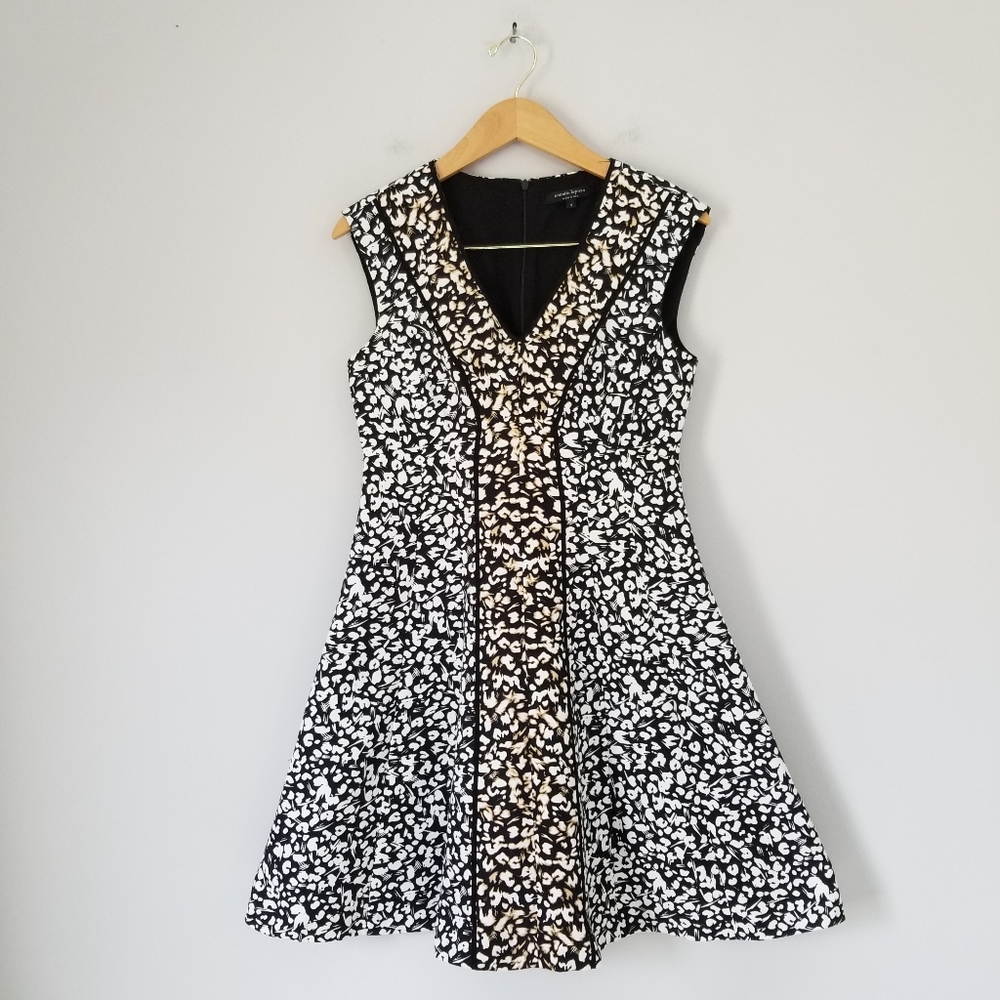 Nanette Lepore Printed Fit Flare V Neck Sleeveless Mini Party Work Dress Sz 6